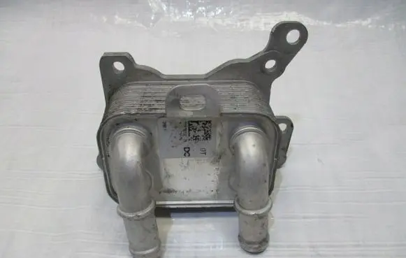 Engine oil radiator