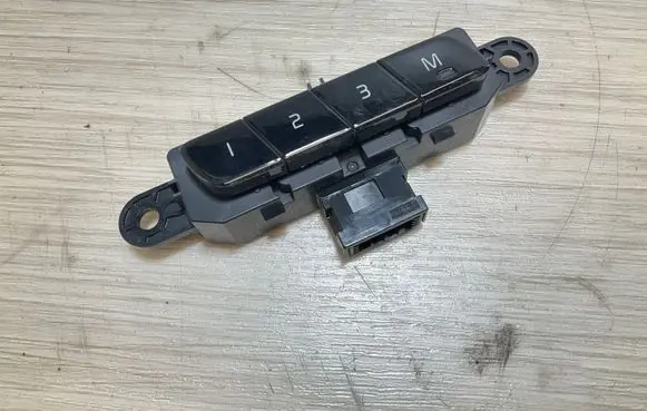Volvo XC90 Seat memory switch 31376461