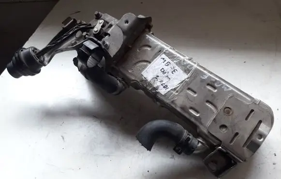 Mercedes-Benz E AMG W212 EGR valve cooler A6511400275Q02