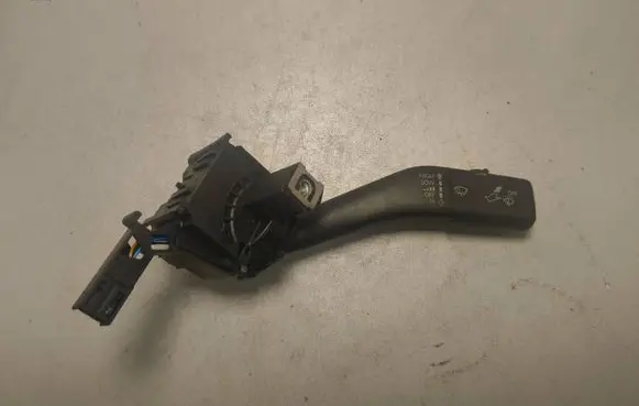 Volkswagen Caddy Wiper control stalk 1K0953519K 01203515 20351591540094