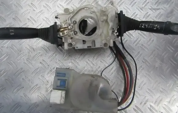 Mazda Xedos 9 Wiper turn signal indicator stalk/switch 175018 172119l
