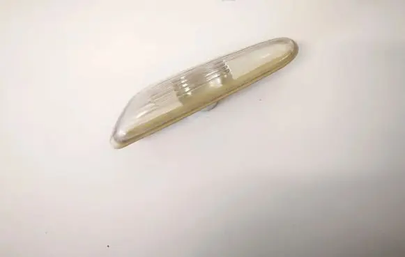 BMW 5 E60 E61 Front fender indicator light