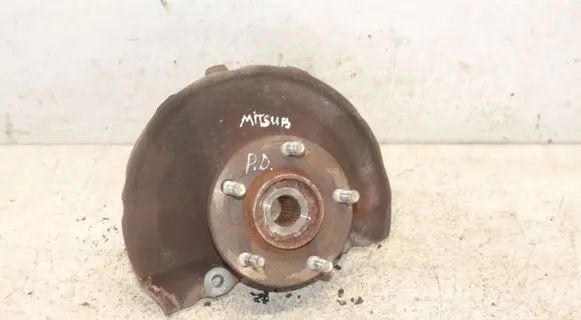 Mitsubishi Outlander Front wheel hub