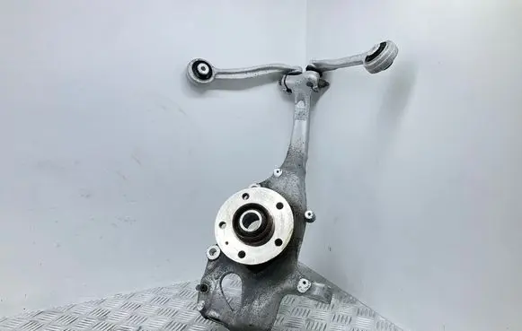 Audi A5 8T 8F Front wheel hub 8K0407256AA 4G0407242D