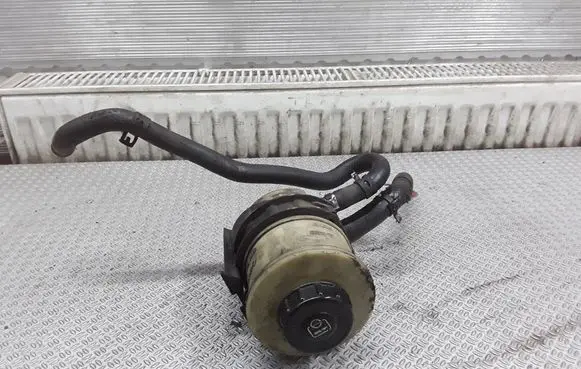 Renault Megane I Power steering fluid tank/reservoir 7700795347
