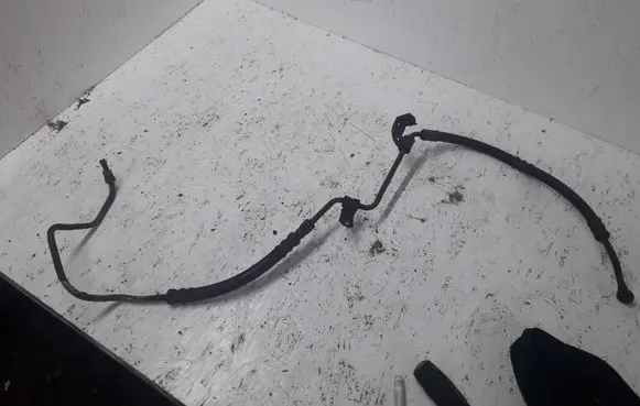 KIA Carens I Power steering hose/pipe/line