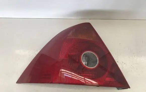 Ford Mondeo Mk III Rear/tail lights 1S7113405A