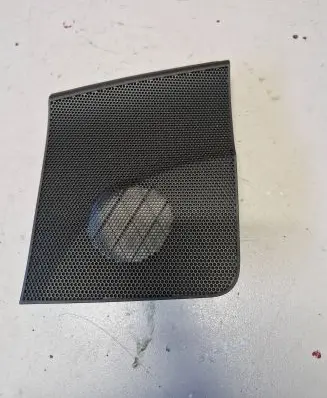 Side speaker trim/cover