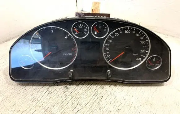 Audi A6 S6 C5 4B Speedometer (instrument cluster) 110080128 88311285