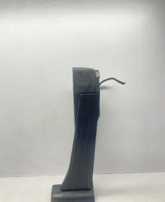 Accelerator throttle pedal