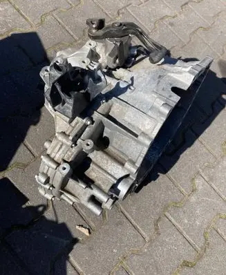 Volvo V60 Manual 6 speed gearbox JU3R7002AHB