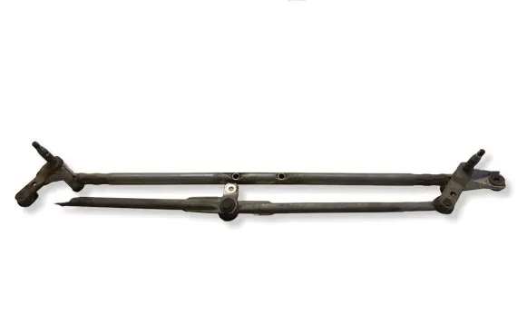Land Rover Discovery 3 - LR3 Front wiper linkage 