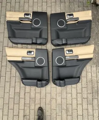 Land Rover Discovery 3 - LR3 Door card panel trim set DDC500041 DDC500081
