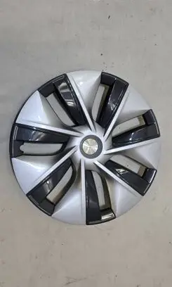 Tesla Model Y R19 wheel hub/cap/trim 10442533-00-B