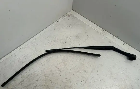 Ford Mondeo MK V Front wiper blade arm DS7317B589BC