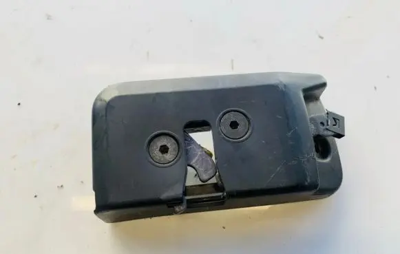 Audi 100 S4 C4 Seat back rest lock catch 4a9885879