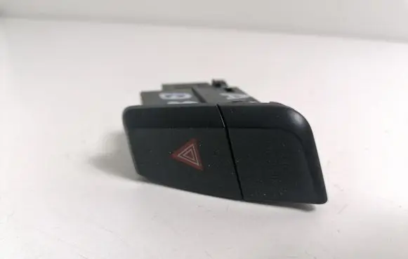 Audi A4 S4 B8 8K Hazard light switch 8K2941509A