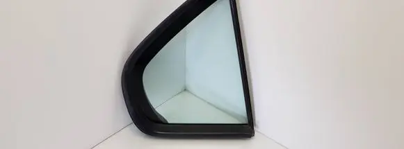 Honda Civic Rear vent window glass 43R00122 D0T20 M213SAS2