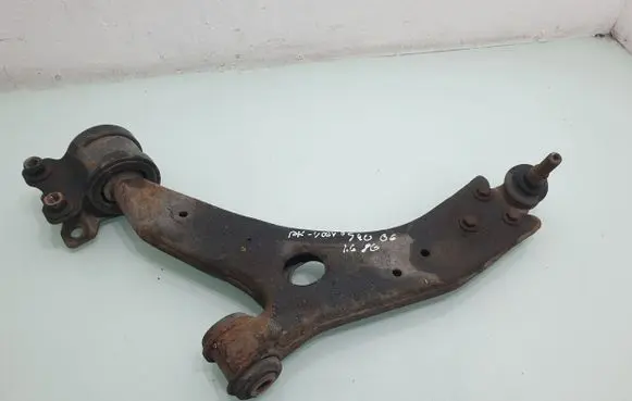 Volvo S40 Front lower control arm/wishbone