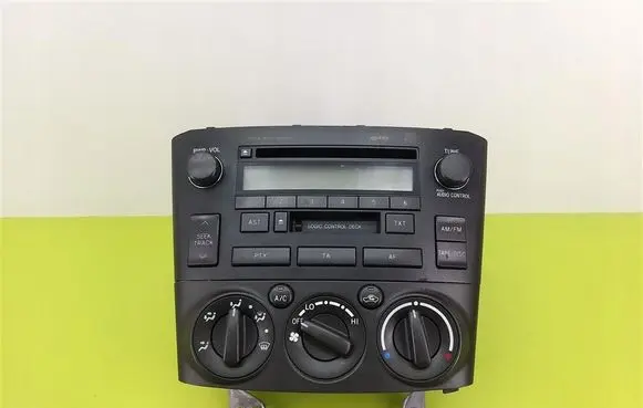 Toyota Avensis T250 Radio/CD/DVD/GPS head unit 8612005070