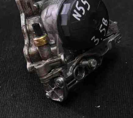 BMW X3 F25 Oil filter cover 7516383