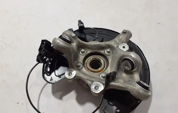 Mercedes-Benz E W214 Rear wheel hub A2143509401