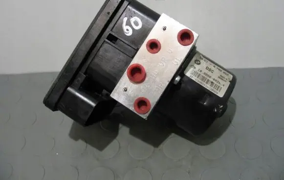 BMW 1 E81 E87 ABS Pump Array
