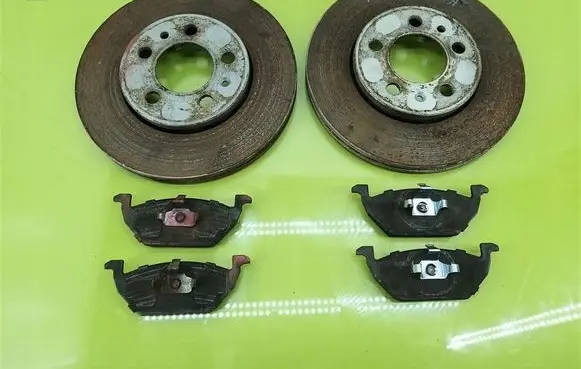 Seat Ibiza IV (6J,6P) Front brake disc 