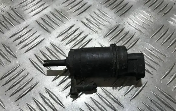 Renault Megane I Windscreen/windshield washer pump 7700892336