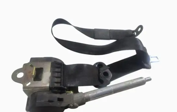Audi A6 S6 C5 4B Front seatbelt 4B0857706D