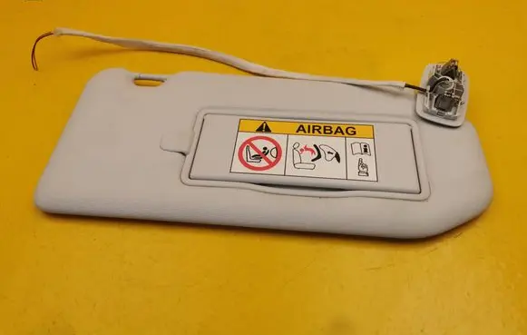 Peugeot 3008 II Sun visor