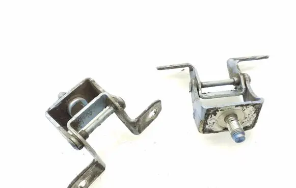 Nissan Leaf I (ZE0) Tailgate/trunk/boot hinge