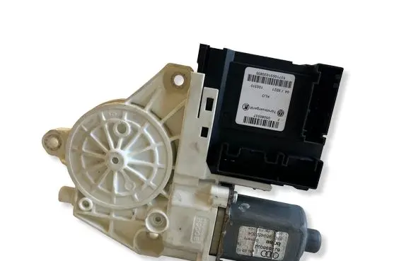 Audi TT TTS Mk2 Front door window regulator motor 8J7959802J
