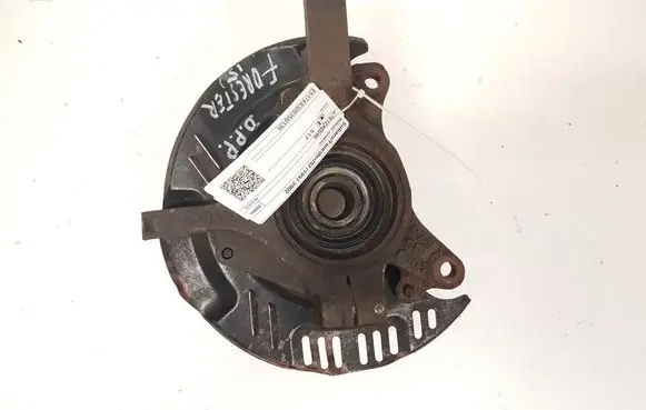 Front wheel hub
