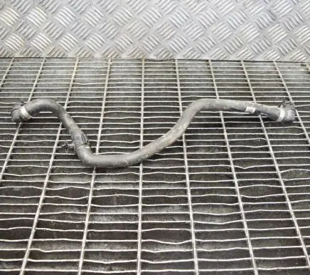 BMW 2 F22 F23 Engine coolant pipe/hose 7647372