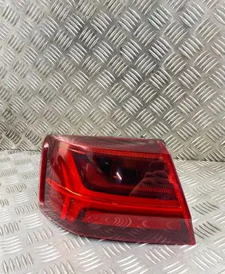 Rear/tail lights