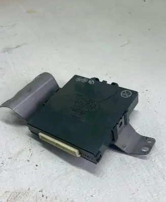 Lexus IS 220D-250-350 Power management control unit 8967053030