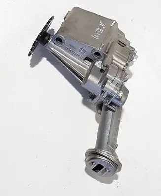 Mercedes-Benz A W177 Oil pump 150007041R