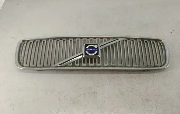 Volvo V70 Front bumper upper radiator grill 08693346 50091