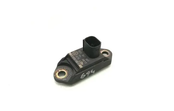 Volkswagen Scirocco ESP acceleration yaw rate sensor 3CO907651