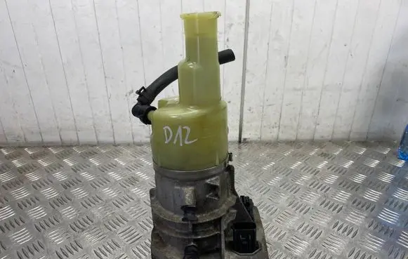 Ford Mondeo MK IV Power steering pump 6G913K514AC