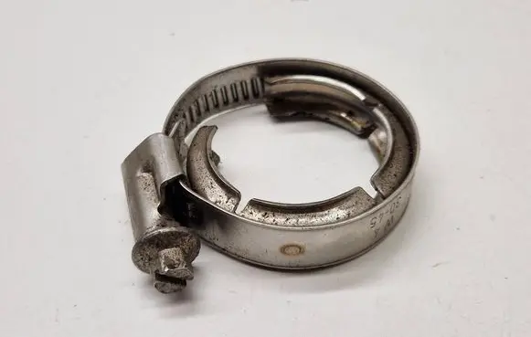 BMW 5 E60 E61 EGR valve line/pipe/hose 7786146