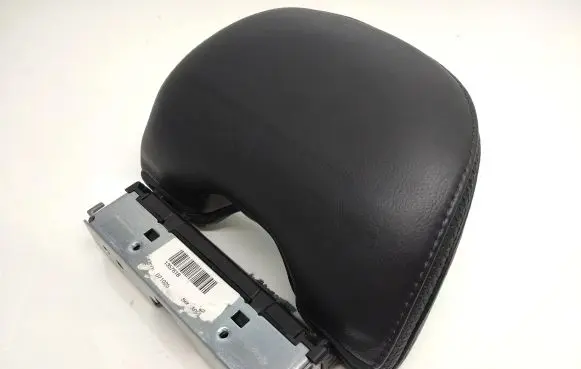 Volvo XC70 Rear seat headrest 1357618 071025