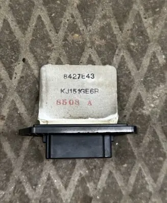 Mazda 626 Heater blower motor/fan resistor KJ151GE6R