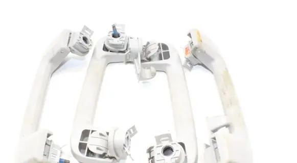 Volvo V60 A set of handles for the ceiling 