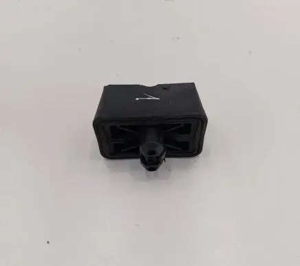 Mini Cooper Countryman R60 Jacking socket point 141218