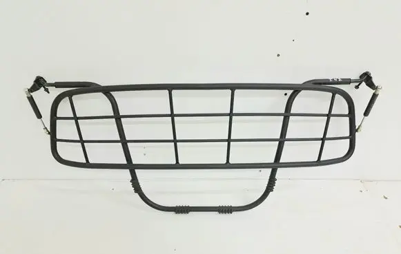 Volvo V50 Trunk separation 