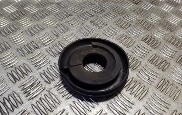 Ford Kuga II Rear coil spring rubber mount CV615599AA