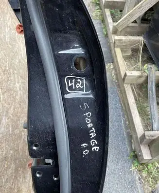 KIA Sportage Front door