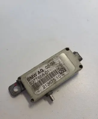BMW X5 E53 Aerial antenna amplifier 8377658